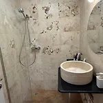 Tudor's * 布加勒斯特