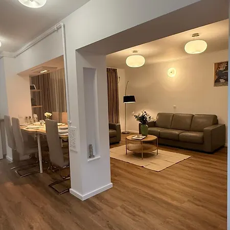 Tudor's Appartement *