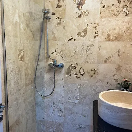 Tudor's Apartment Bucharest