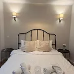 Tudor's Apartmán